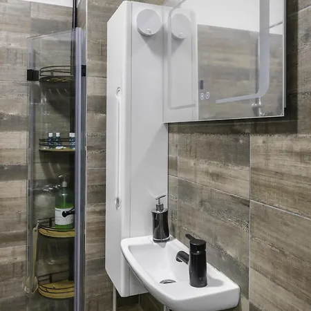 Cozy 1bd Flat Close To The Center By Flat Mаnager 索菲亞